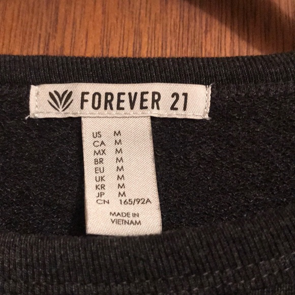Forever 21 Black Crop Top - Picture 2 of 6